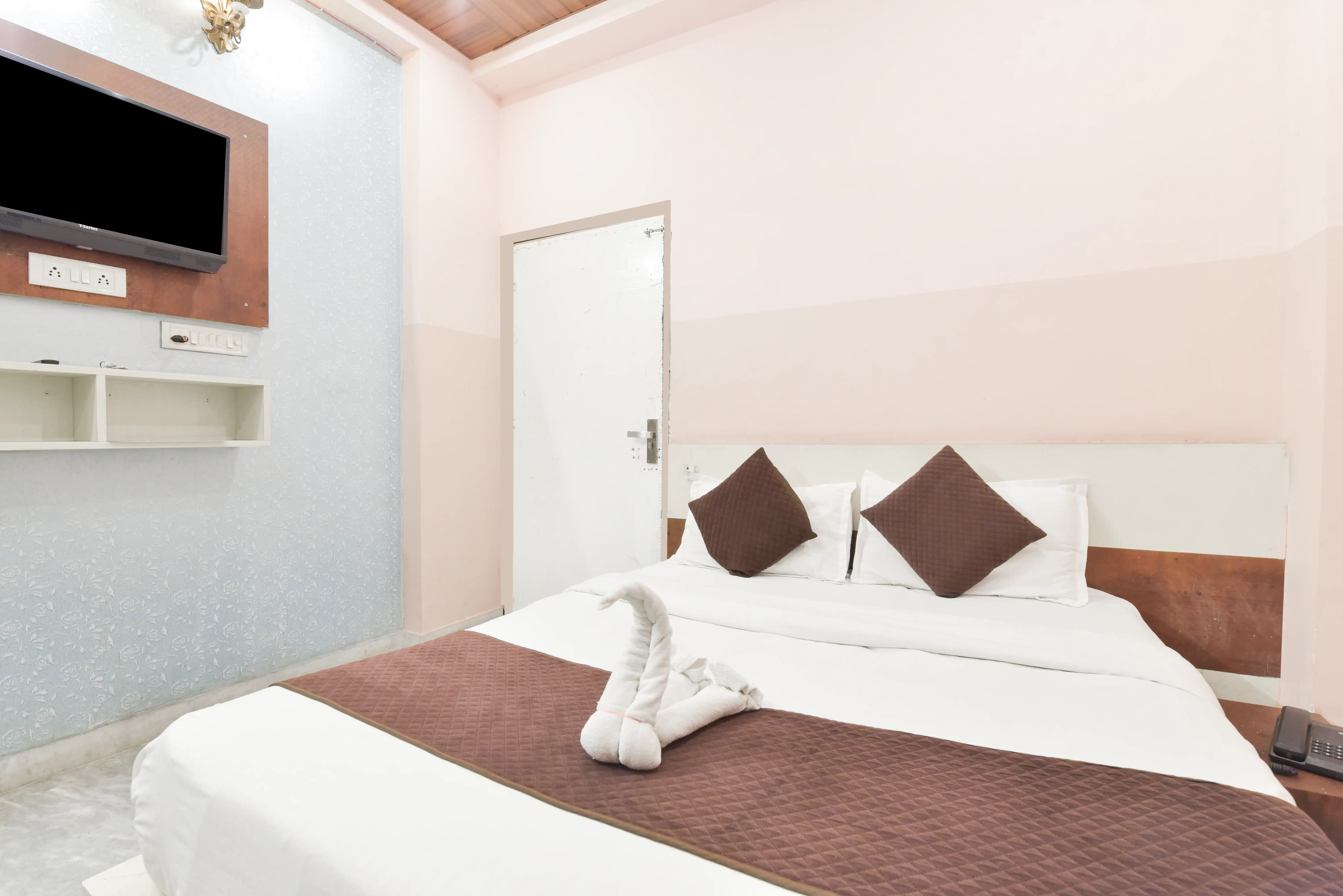 Living area of the suite